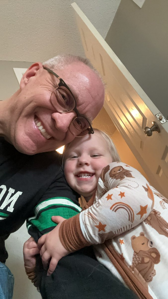 strand_brad's tweet image. What a fun weekend!! We got to meet our 2nd granddaughter!!  

Our second granddaughter arrived on Thursday, March 28. Everyone is healthy and doing well. 🤗🩷🩷

Eden Sol Hillestad
8.2lbs
19.75 inches