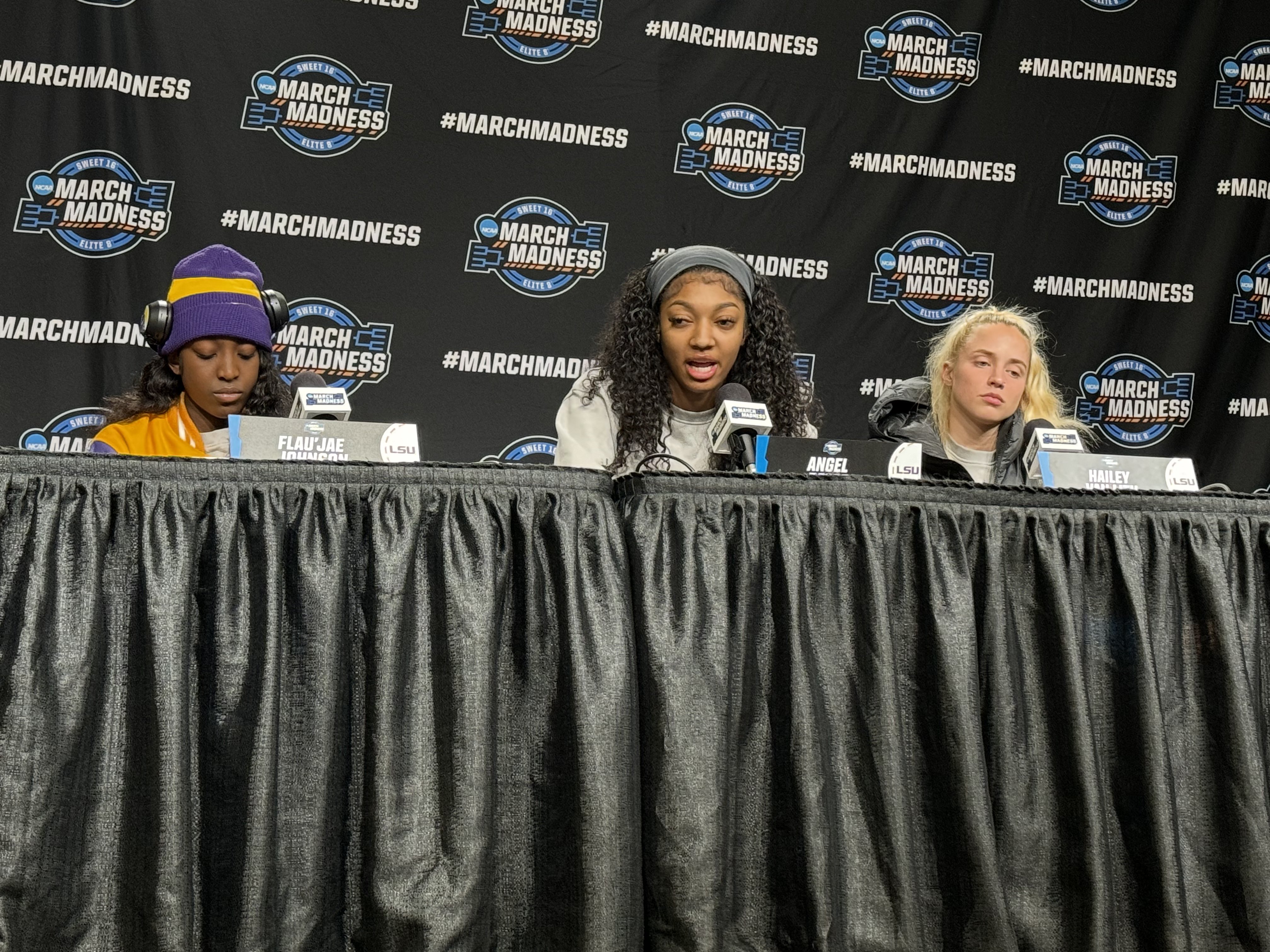 Keith Murphy on X: "Flau'jae Johnson, Angel Reese, and Hailey Van Lith full  or praise and respect for Caitlin Clark and the Hawkeyes. Flau'Jae:“No  stopping her. Only hope to contain her.” Angel: “