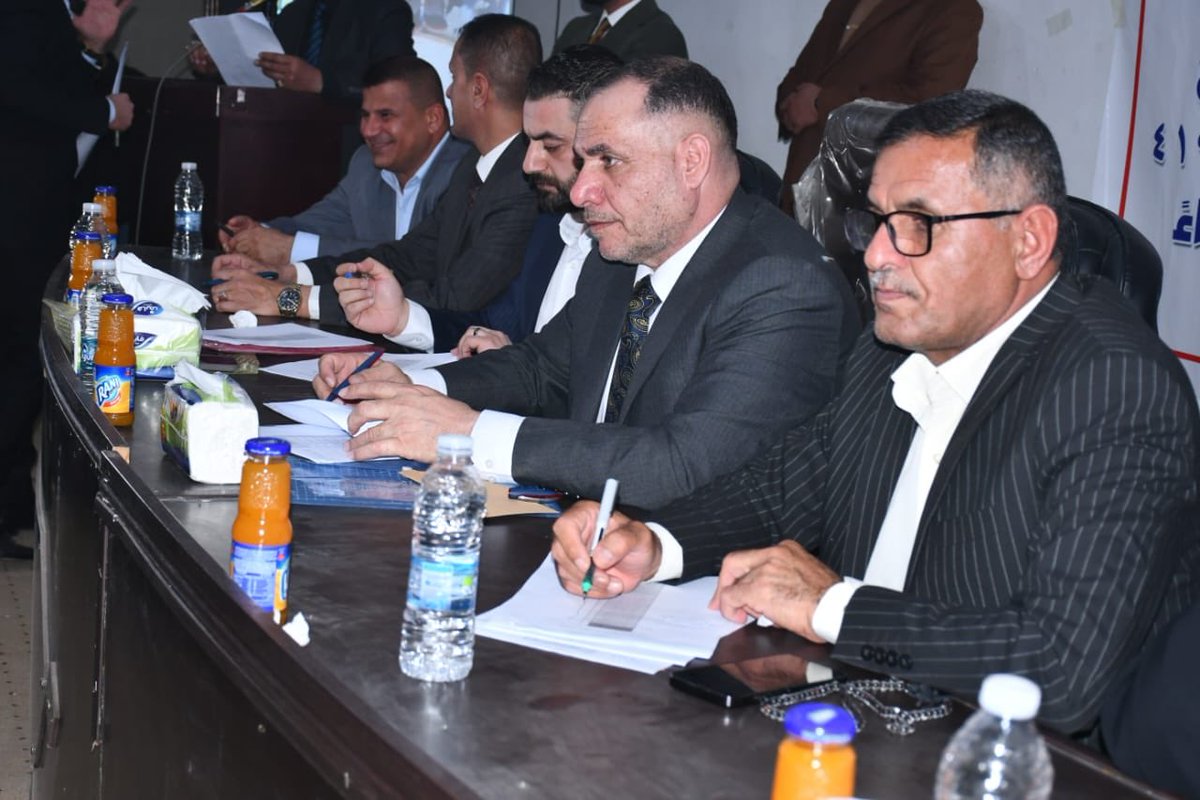 moaidallami's tweet photo. شكراً لمحافظ الديوانية السيد عباس الزاملي  على قراره بالعمل مع الصحفيين كإسرة واحدة وهذا ما لمسناه منه عندما وزع  92 قطعة أرض سكنية لزملائنا من الصحفيين في الديوانية نعم  92 عائلة صحفية اصبح لها وطن صغير في وطننا الكبير مبارك عليهم وسنستمر في مساعينا لجميع الصحفيين وفي كل محافظات العراق شكرا للسيد محافظ الديوانية الذي أكد استمرار دعمه وتعاونه مع الاسرة الصحفية للنهوض معاً بواقع المحافظة في جميع المجالات وشكراً لرئيس فرعنا وهيئته الإدارية على جهدهم وإخلاصهم.