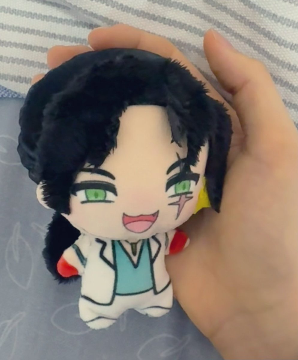 JuliaCaulflower's tweet photo. Baby boy😏Love his small ponytail lol😆❣️❣️
#hotlinemiami
#henchson
#flannel
#diytoy https://t.co/BKNYigC11d