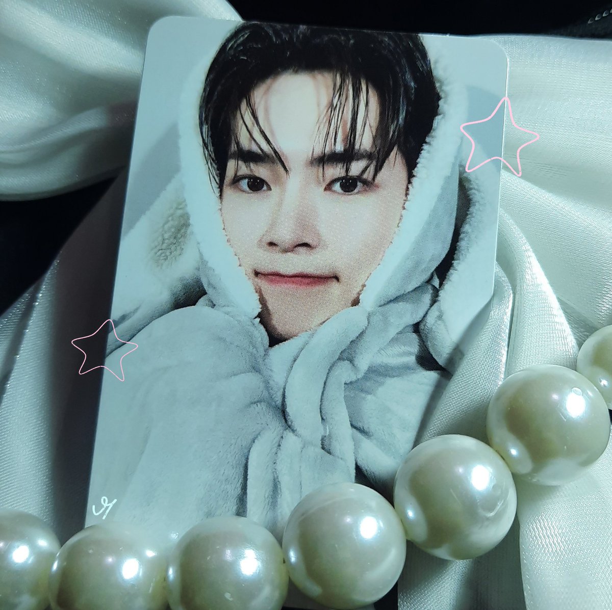 𝅄 ۫ ׅ𐙚 성한빈 bunny blanket 🗯 ♡