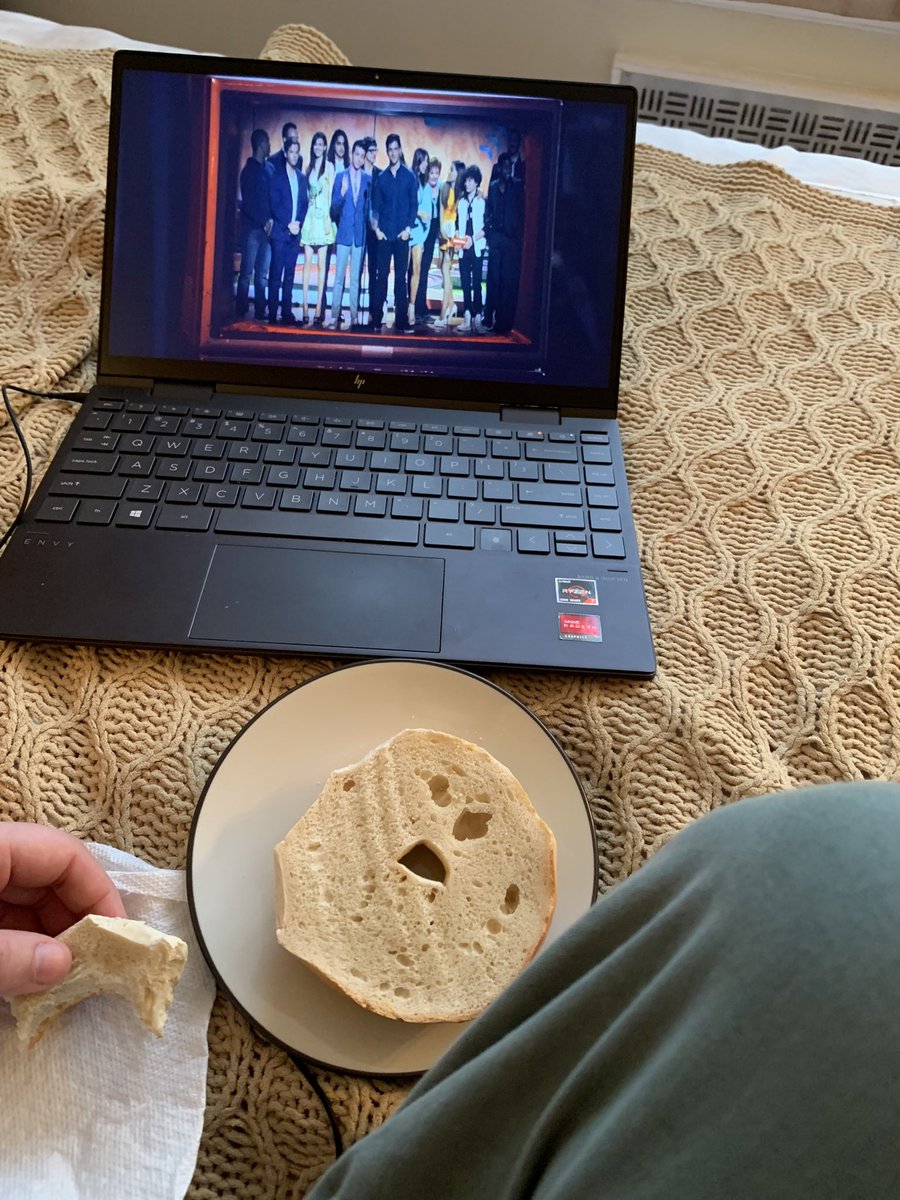 Smarahsplatt's tweet photo. week 13 mood board https://t.co/rwO4ybQl4Z