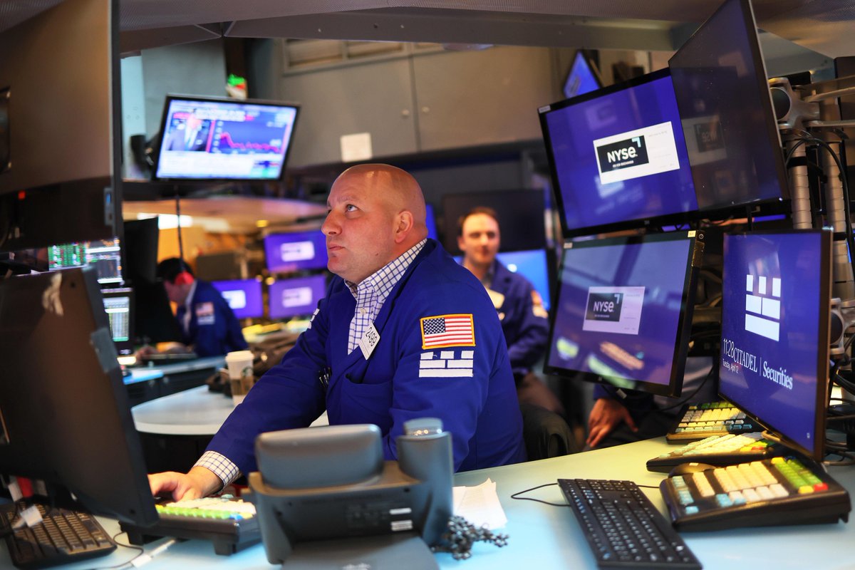 🇺🇸EARNINGS THIS WEEK:

-CAL-MAINE FOODS
-CONAGRA BRANDS
-LAMB WESTON
-DAVE &amp; BUSTER’S
-KURA SUSHI
-PVH
-LEVI STRAUSS
-PAYCHEX
-BLACKBERRY

investing.com/earnings-calen… 👈

$DIA $SPY $QQQ