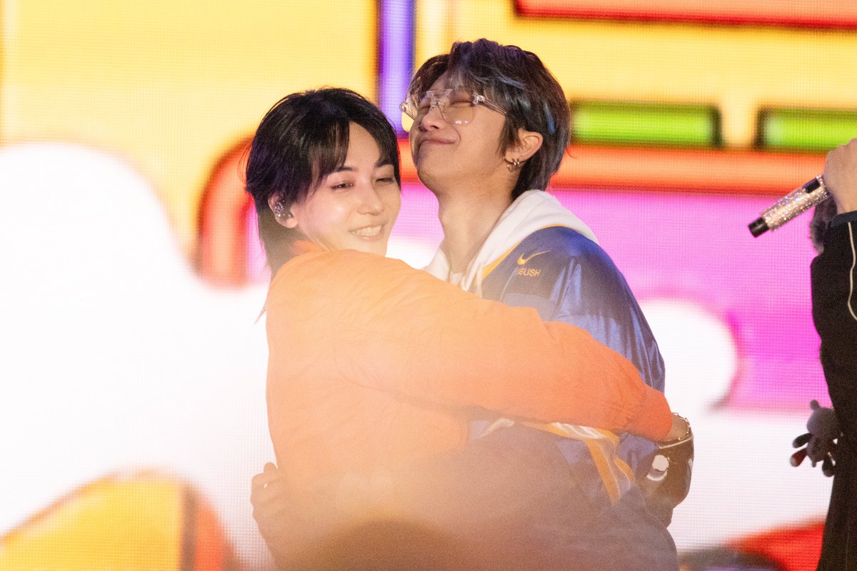 myhanipie's tweet photo. 240331 FOLLOW AGAIN IN INCHEON 

🧡💙

#정한 #JEONGHAN 
#디에잇 #THE8
#세븐틴 #SEVENTEEN https://t.co/y8CFL3zxcm