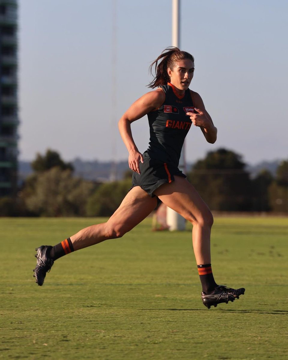 AFLW Ireland tweet media