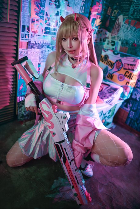 Twitterのコスプレ画像17