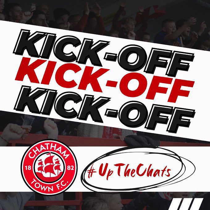 KICK-OFF. [1’] - We are underway here at The Bauvill Stadium! 🔴 0-0 🟢 🔴⚪️⚫️ #UpTheChats | #InThisTogether