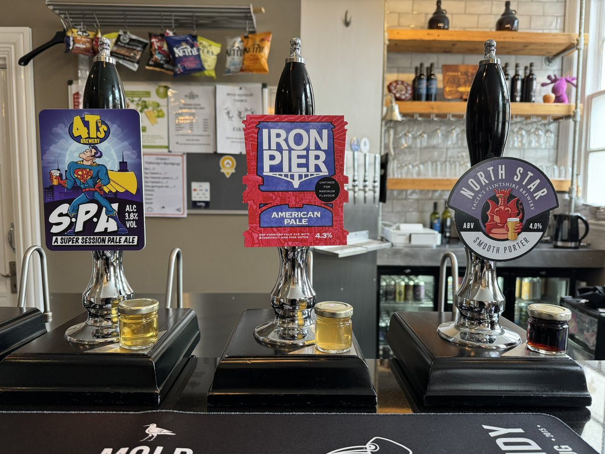 Easter Sunday’s cask ale from 3pm to 10pm - SPA - @4tsbrewery American Pale Ale - @ironpierbeer North Star Porter - @BreweryFacer