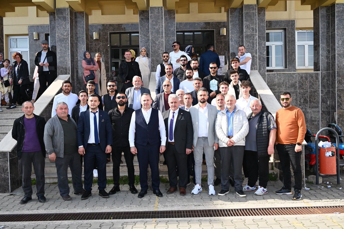 mustafatutuk's tweet photo. Gün boyunca okullarımızı ziyaret ederek sandık görevlileri ve hemşehrilerimizle bir araya geldik. https://t.co/jVx2L4qRjg