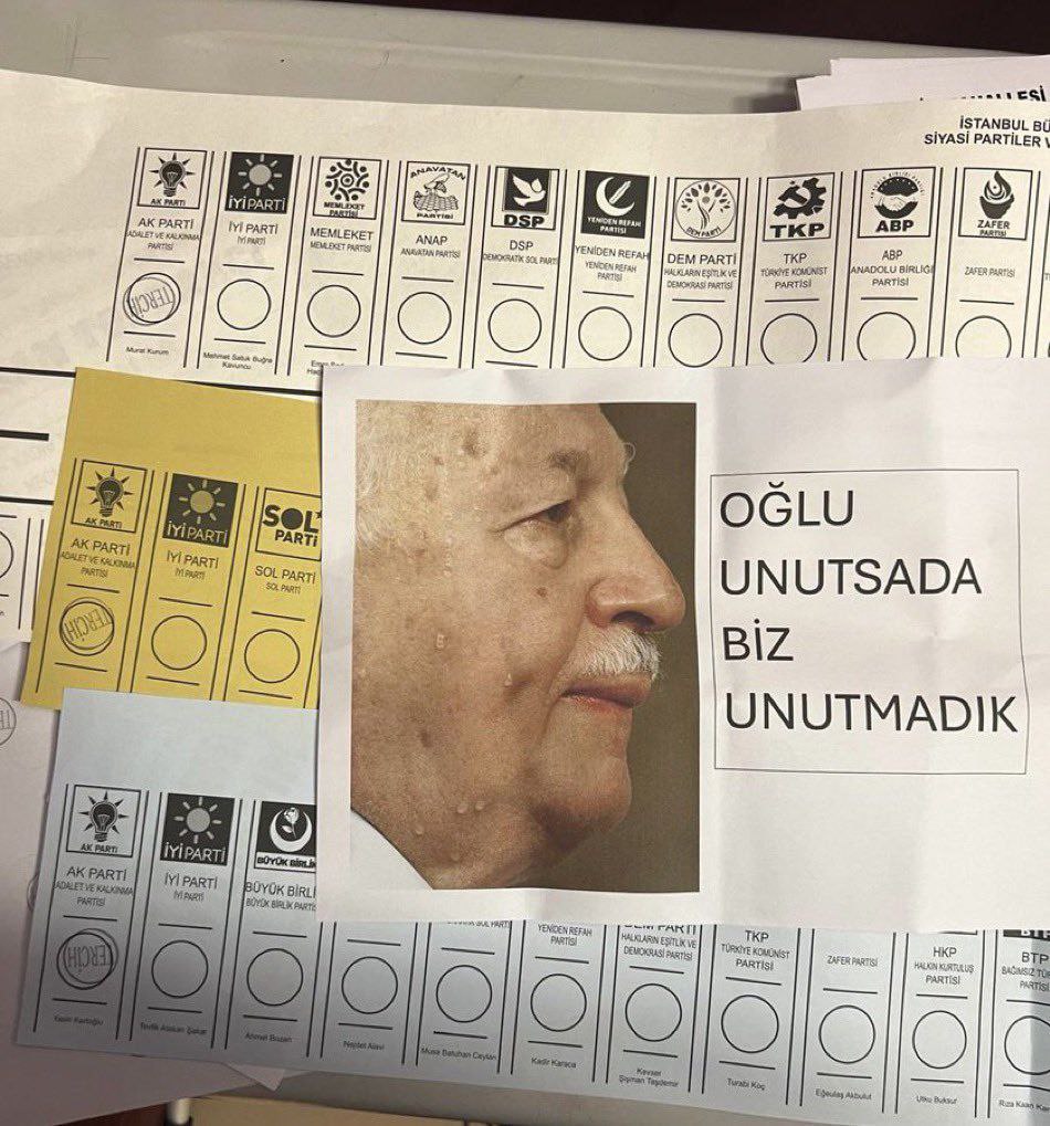 #YenidenRefahParti liler umarım sizde unutmamıştırsınız. #MuratKurum ♥️🇹🇷♥️