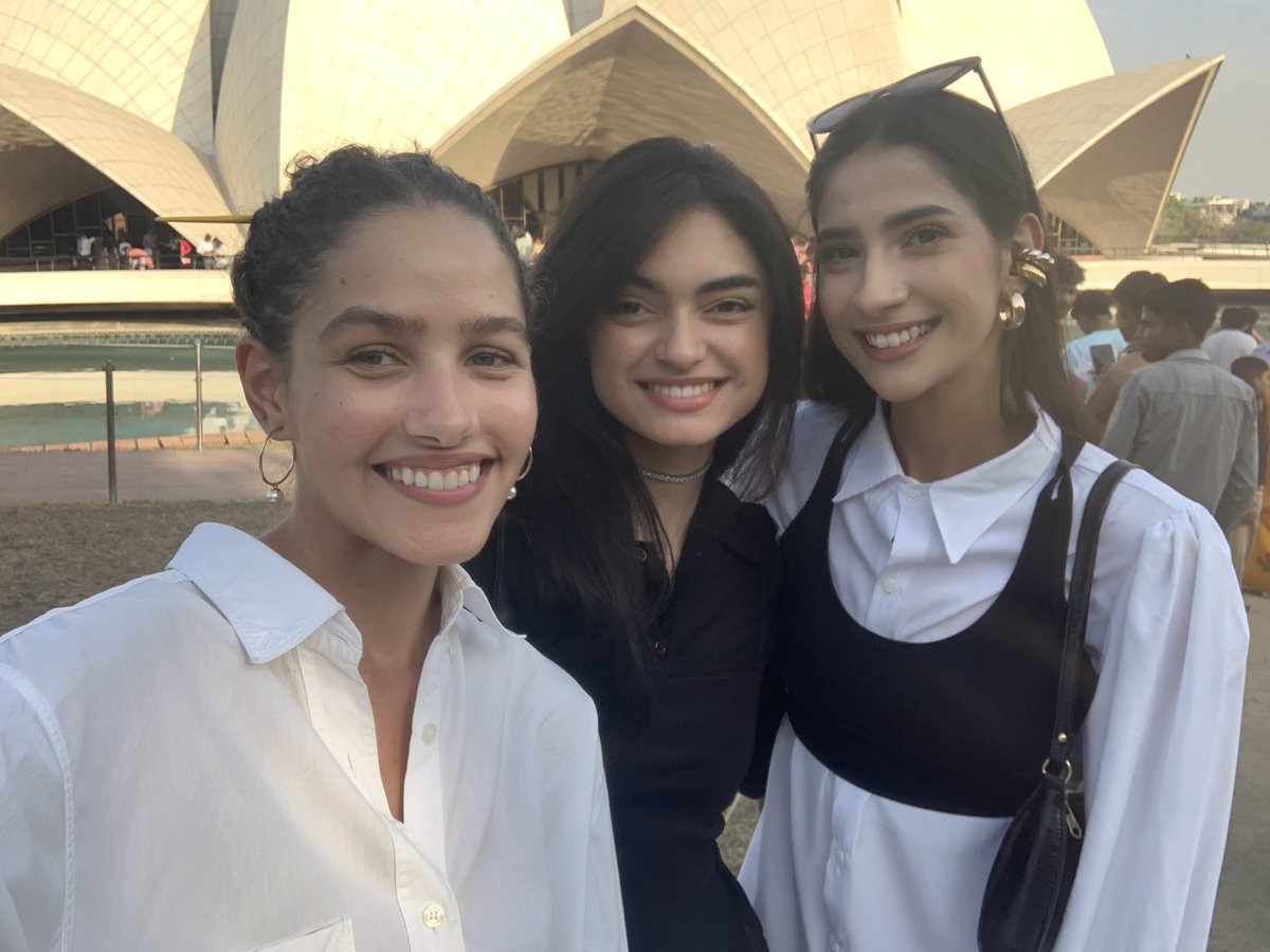 SamiaSenna's tweet photo. Lotus temple 🪷
#india #model #trip #temple https://t.co/9ebHm3Mq0r