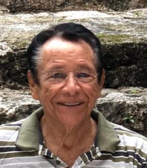 Parece increíble...5 años de tu partida! Besitos al cielo Papuchi, una de las tantas formas de llamarte. Ahora sólo nos queda recordarte siempre con los miles de Buenos recuerdos q tenemos de ti! 😘