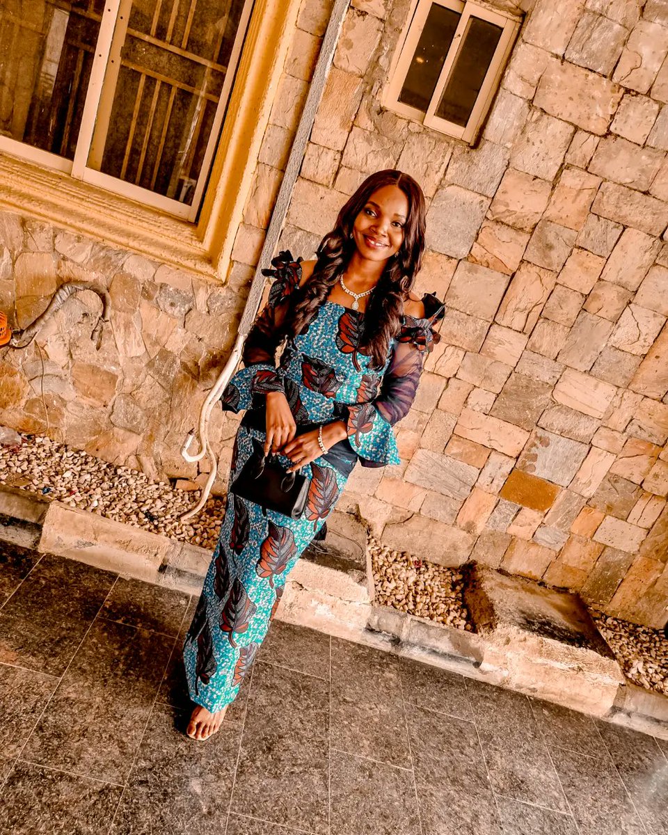 luch_edwins's tweet image. Jacob&apos;s well will never do, so I&apos;ll draw from You; This old world will never do, so I&apos;ll draw from You 🤎

Happy Easter all! 🫶

#SaltedCaramel #Weekly_Feature #Easter2024