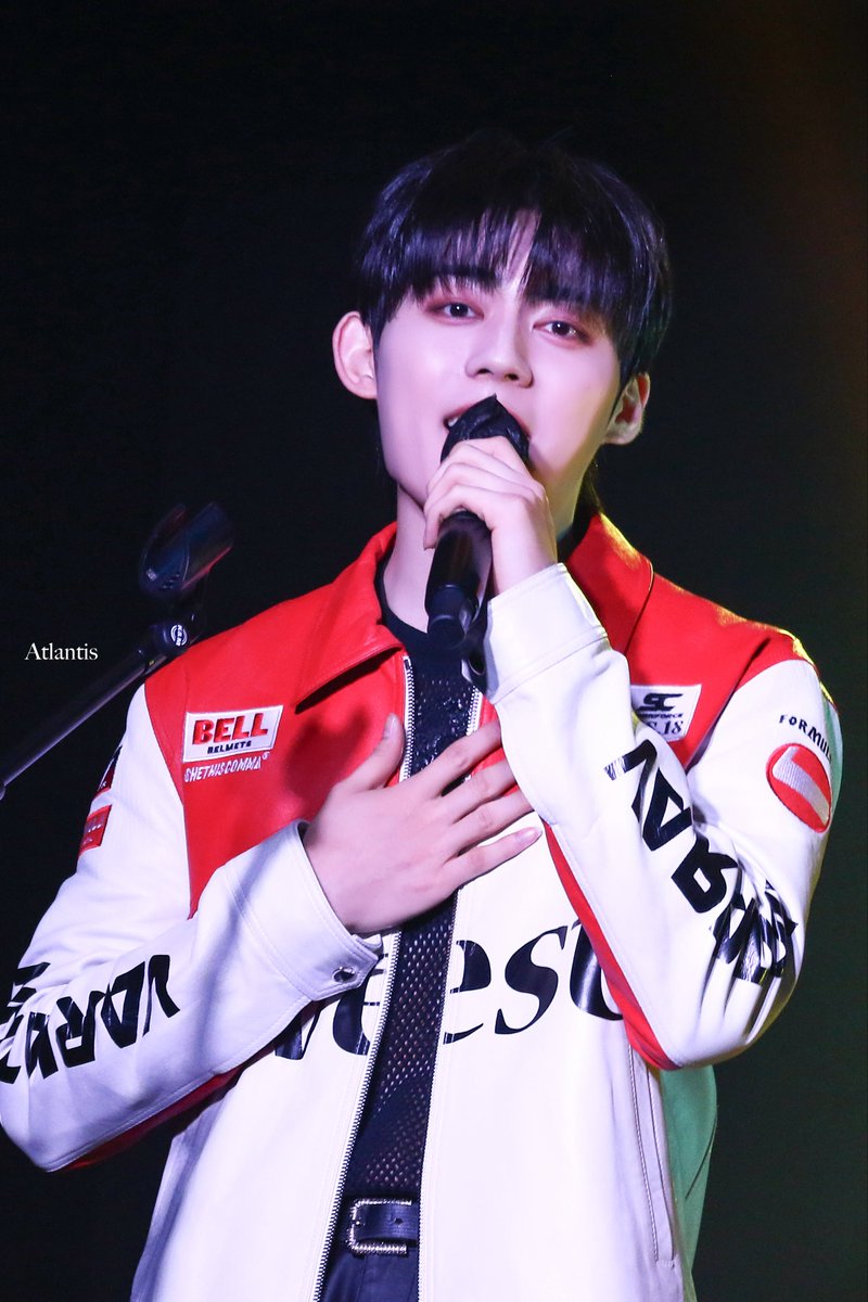 atlantisbxb's tweet photo. 240328  BXB  지훈  HQ

내게 찾아와 널 찾아가…마치 너처럼

#BXB #비엑스비 #지훈 #JIHUN
#Planet #Our_Youth
#2024BXBPROMOTIONEVENTINJAPANELEVATION https://t.co/mZgjIPZuy8