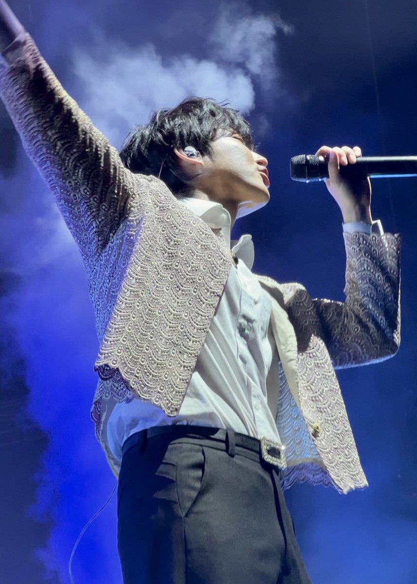 therealdragbug's tweet photo. Woosung special 
#theroseamsterdam
#theroseamsterdam2024
#dawntoduskamsterdam
#dawntodusktour https://t.co/kU6HWEyIHI