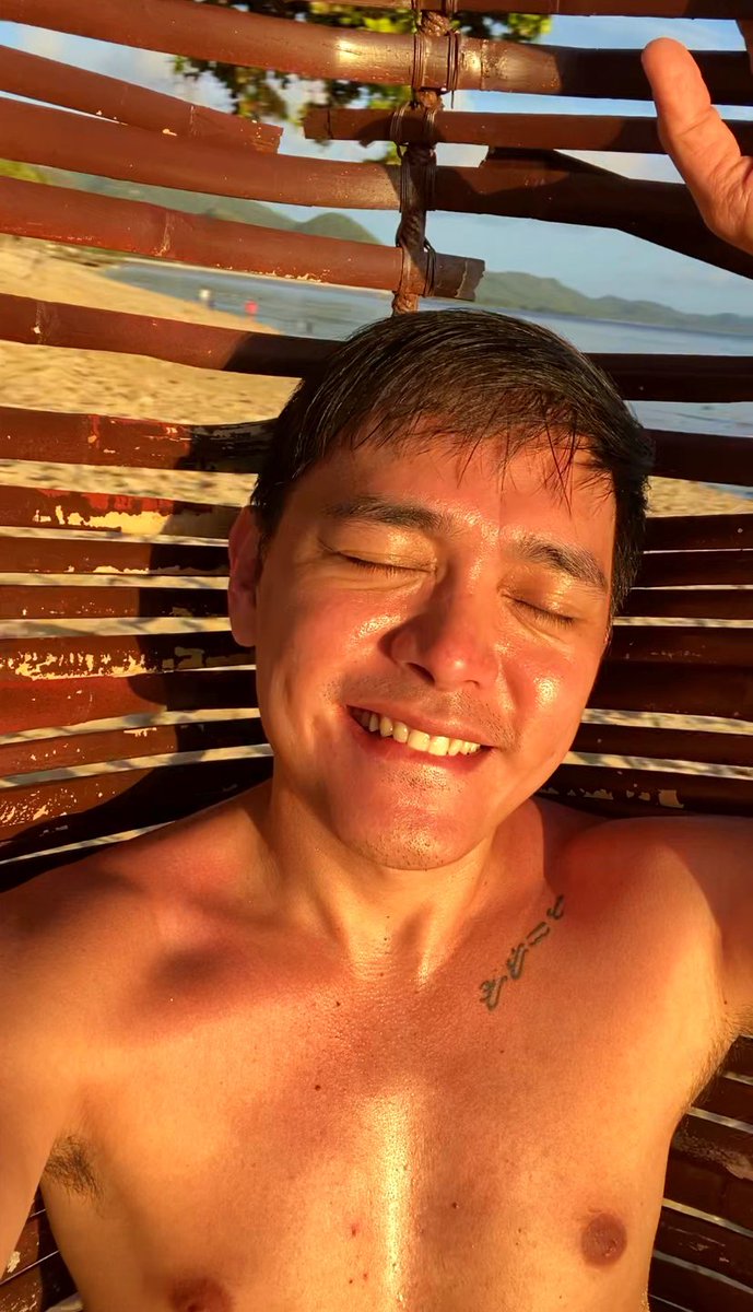 PatoAko's tweet photo. Golden Hour strolls with my mutts: simple joys, endless love.🐕🐾🐶❤️🏖️🌅 

📍Tiny Hauz Sunset https://t.co/JCOO7gkWMg