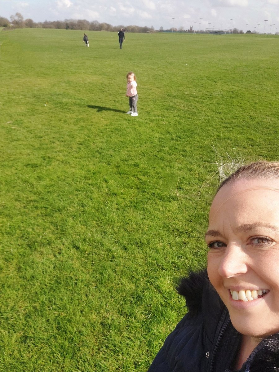 mrstaz1471's tweet photo. Happy Easter, whatever you feel it represents, it's a good time for appreciating making the impossible possible x
#EasterSunday
#wideopenspace
#family
#love https://t.co/XR3ldiVdOu