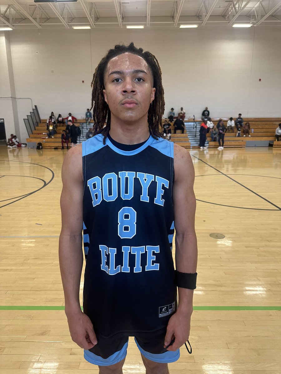 Tyson Moore @tysonmoore_ is a super athletic guard that can score at the rim or hit the outside jumper. Poured in 19 points with (2) threes this morning in a win. @aj_bouye