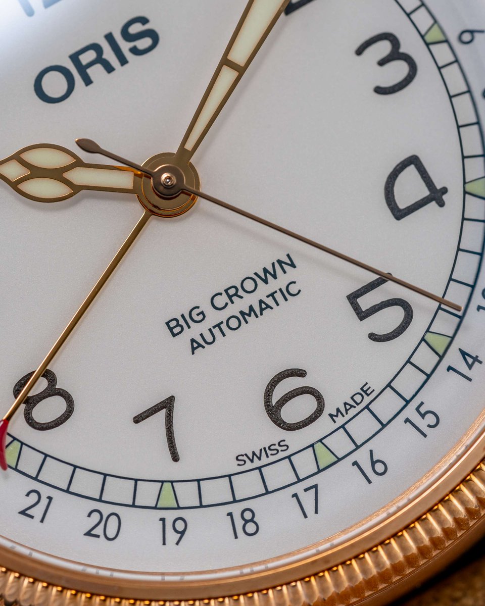 baldassarreted's tweet image. How do you feel about the Father Time Big Crown Pointer Date?
•
#oris #oriswatch #oriswatches #orisbigcrown #orisbigcrownpointerdate #orisbronze #bronzewatch #bronzewatches #bronzedial #pointerdate #luxurywatch #watchenthusiast #watchcollection #automaticwatch #automaticwatches