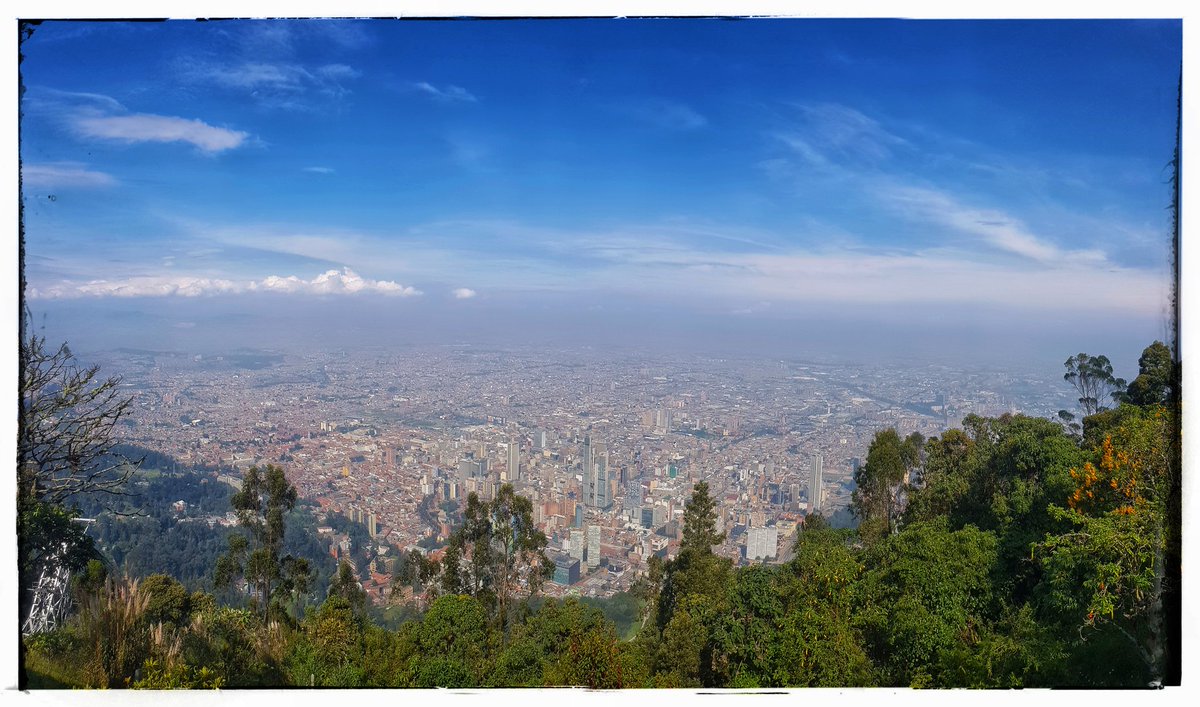 arttesano's tweet photo. #AmanecemosCon #InversionTermica #CalidadDelAire moderada 🔶️🔶️🔶️ https://t.co/0ow99CgSGv