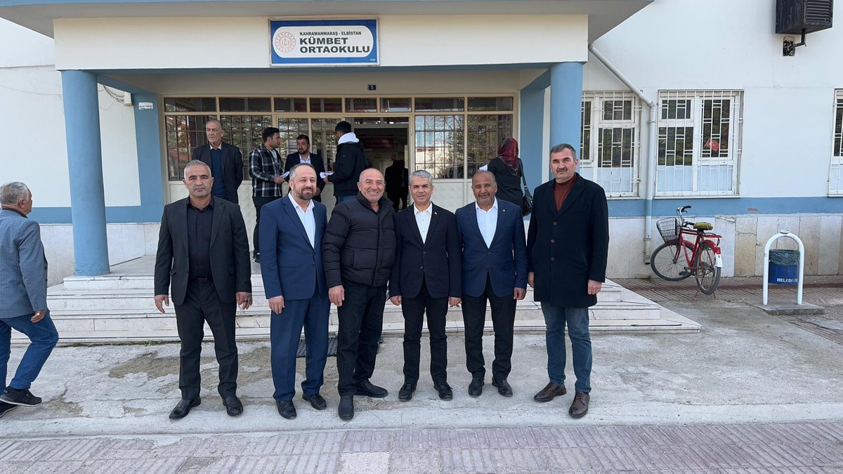 Seçimleri demokrasi şölenine dönüştüren ve vatandaşlık görevini yerine getiren hemşehrilerimize şükranlarımı sunuyorum.

Okul/kat sorumlularımız, sandık görevlilerimiz ve müşahitlerimiz ile kale gibi sandıklarımıza sahip çıkıyor. 

Tüm görevlilerimize kolaylıklar diliyorum.