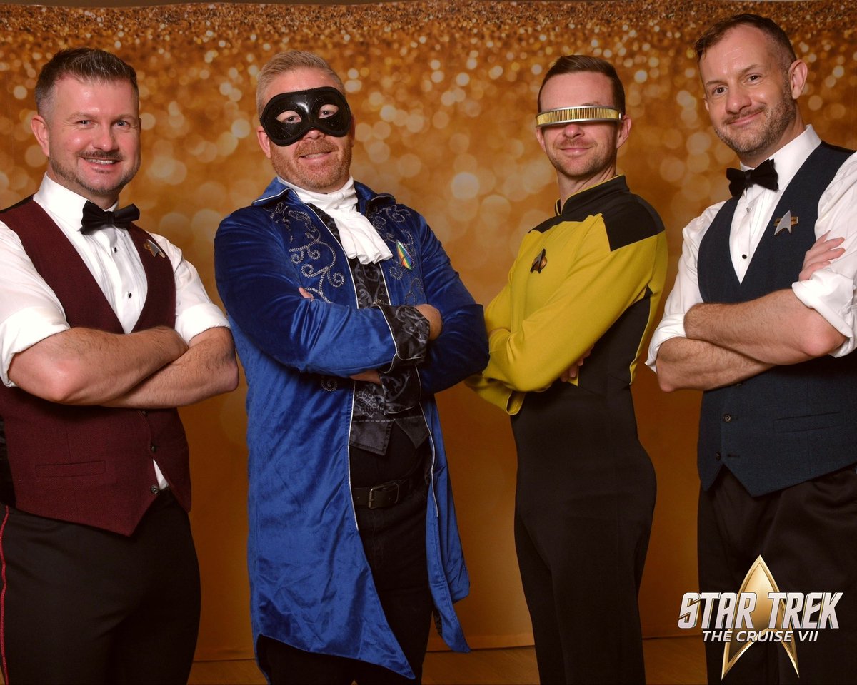 Star Trek: the Cruise VII official photographs - formal night 🎩🖖🏽🚢 #StarTrek #StarTrekCruise #StarTrekTheCruise
