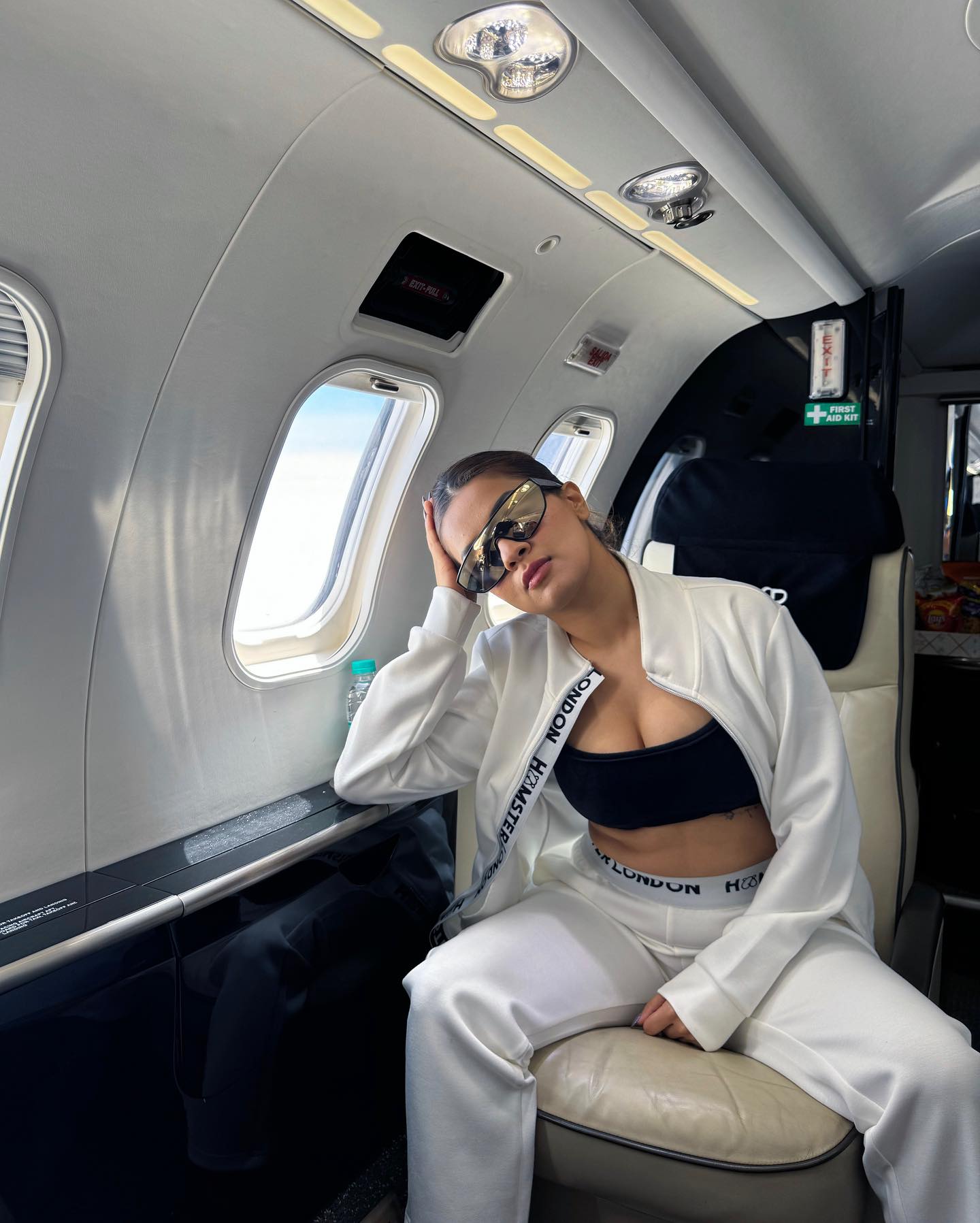 GKARRulWoAA4S87?format=jpg&name=large