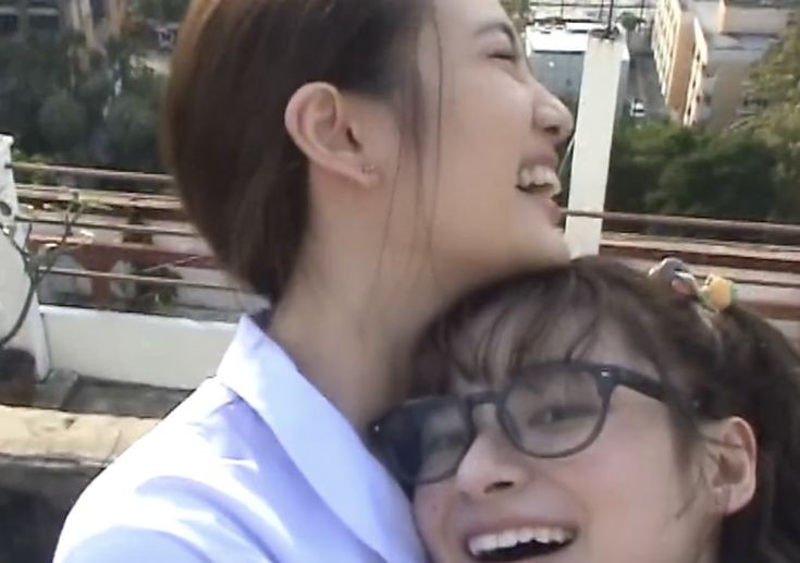 KateBWF's tweet photo. they deserve a gl series, the chemistry is insane 🔥

#พรีมพิพลอย #primpiploy https://t.co/RrTF43eZDQ