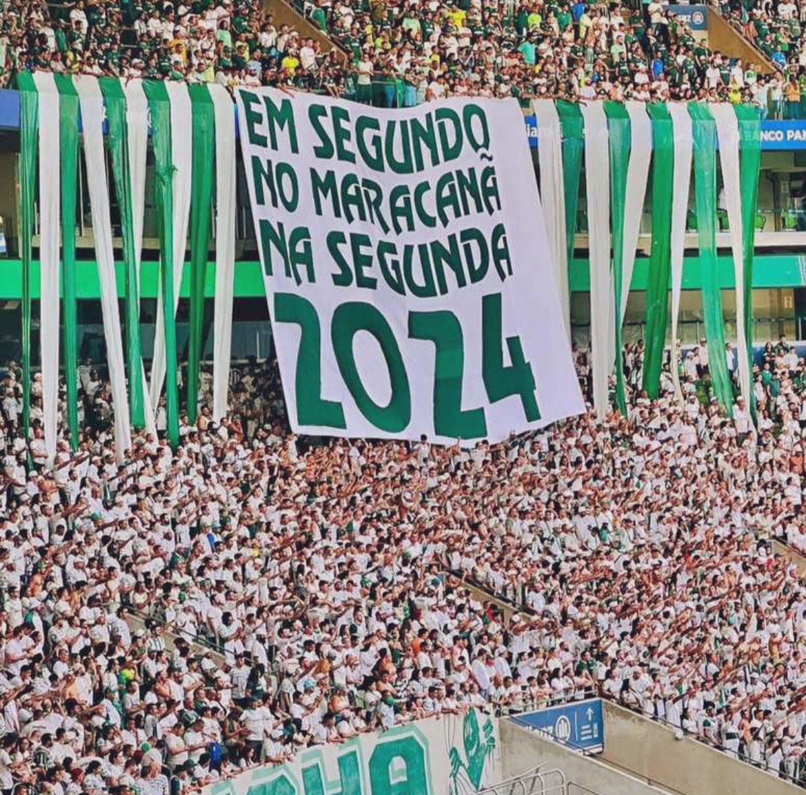 alanggouveia's tweet photo. Falaram a vida inteira sobre a nossa queda pra provocar o Palmeiras, e em 2023 caíram pra segunda e ainda tiveram que nos assistir ganhando o 12° título brasileiro da história.

Absolute cinema, na mais pura essência. 🙌🏼 https://t.co/J1jgAmFr3Y