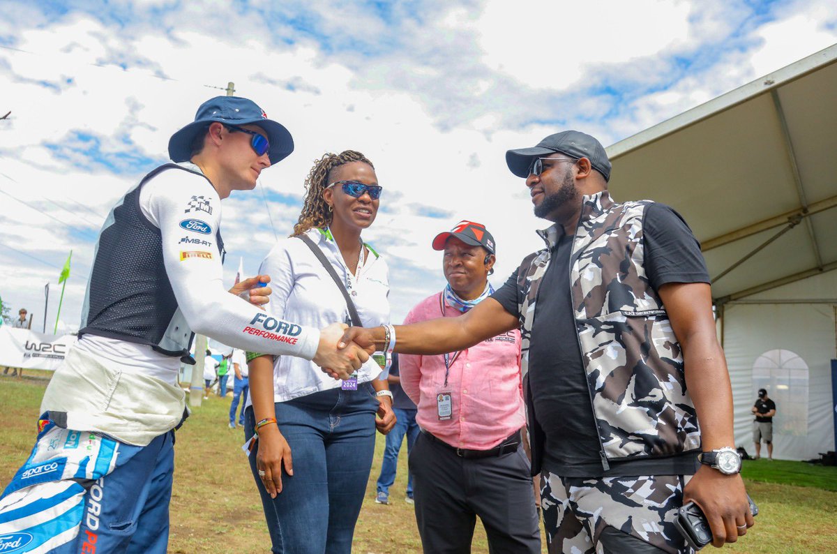 SafaricomPLC's tweet image. Our team also had a meet &amp;amp; greet session with the rally drivers and @MSportLtd team. #LifeElevated #SpeedElevated #ExperienceElevated #WRCSafariRally #TeamAdrien