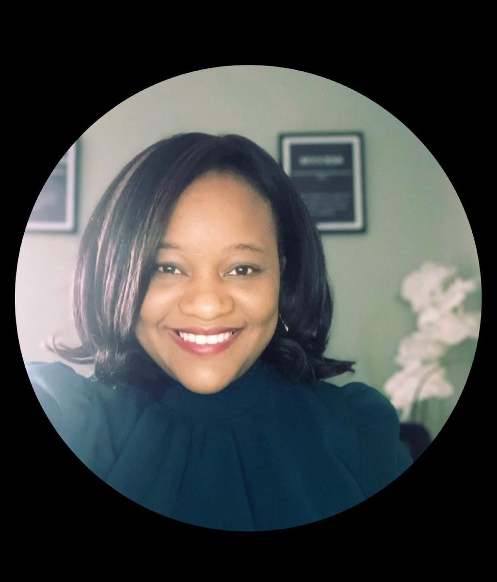 #WomensMonth Dr. Wadzanai Mboko @w_mboko is an infectious disease scientist with 12 years experience of vaccine development. Dr Mboko has managed many projects such evaluating immunogenicity of adenovirus vector-based vaccines for pandemic influenza strains. PhD  @MedicalCollege