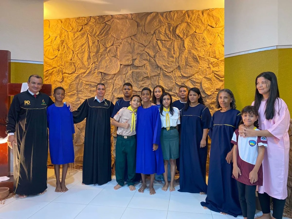denismarkdenis's tweet photo. Muitas bênçãos estão sendo derramadas na Semana Santa de salvação na MRP! Muitas decisões ao lado de Cristo! 
#mrpterradeproezas 
#SemanaSanta2024 
#mrpprafrenteepracima https://t.co/wfUckOTPye