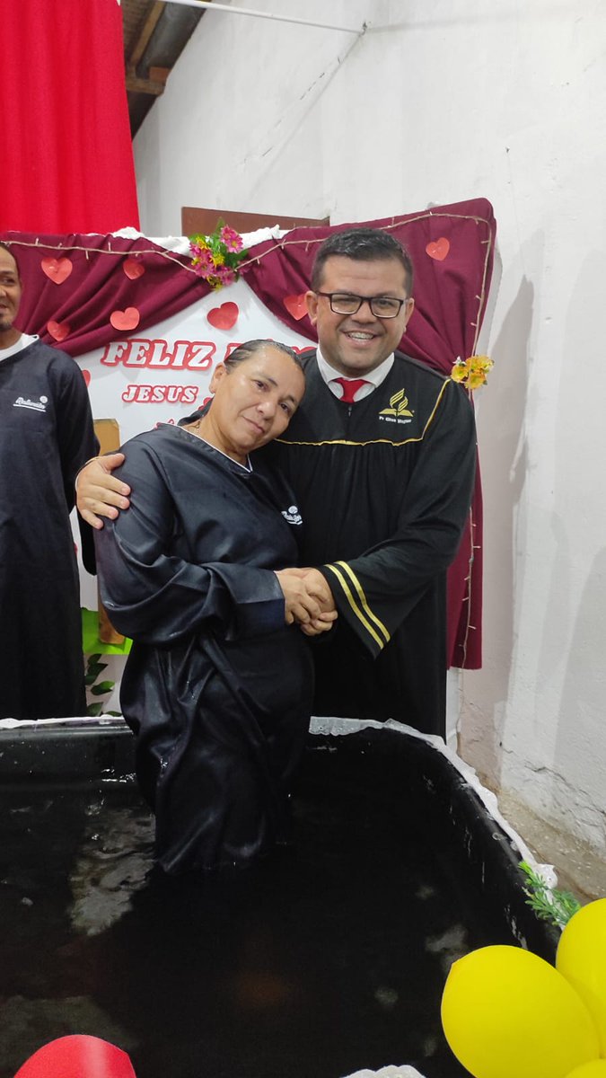 denismarkdenis's tweet photo. Muitas bênçãos estão sendo derramadas na Semana Santa de salvação na MRP! Muitas decisões ao lado de Cristo! 
#mrpterradeproezas 
#SemanaSanta2024 
#mrpprafrenteepracima https://t.co/wfUckOTPye