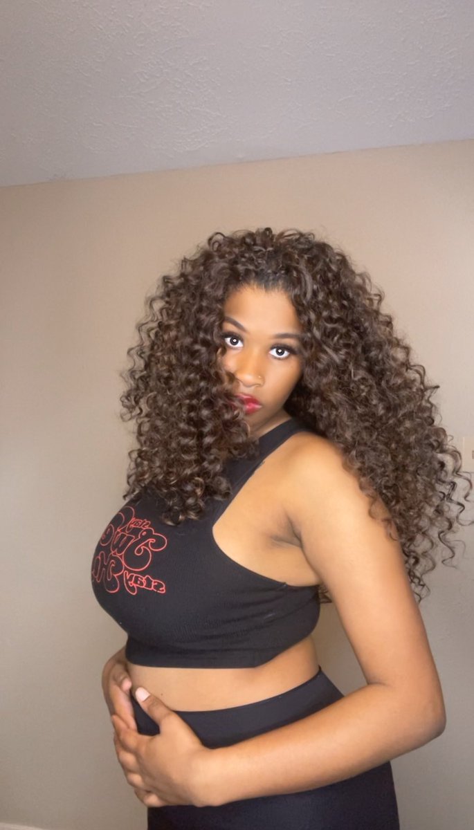 Therealklashae's tweet photo. https://t.co/oTOehu2apx