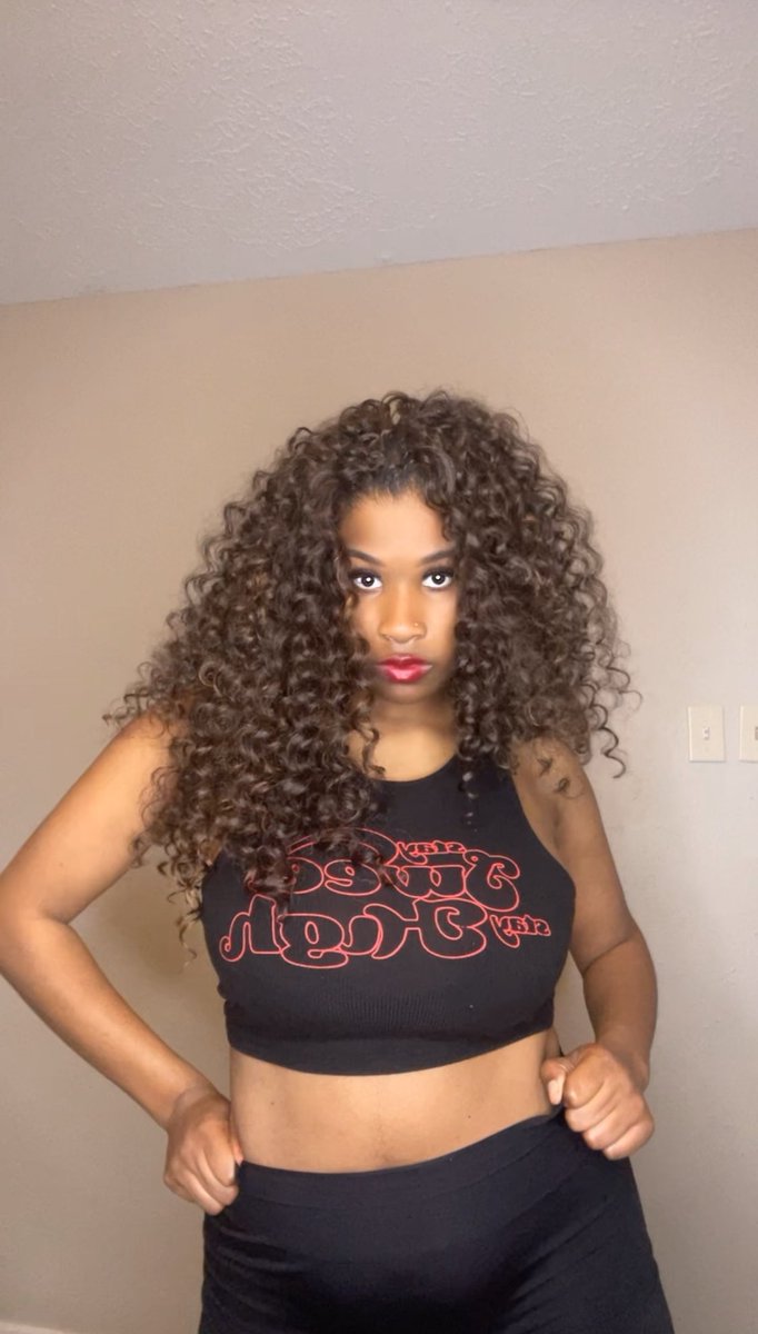 Therealklashae's tweet photo. https://t.co/oTOehu2apx