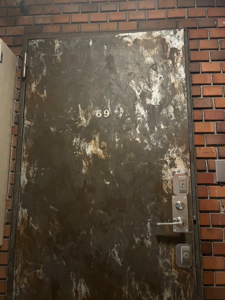 2024年3月31日、本日をもちましてROCK HAiR FACTORYは閉店致しました。

約6年間、たくさんのお客様と関係者に支えていただき誠にありがとうございました。

スタッフ一同より