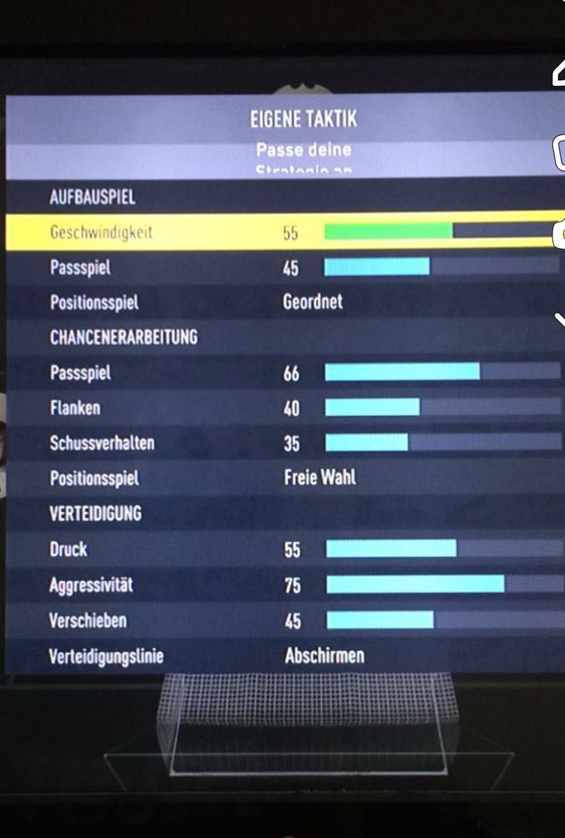 I_BlacKxLeGenD_'s tweet photo. Good old Times 😮‍💨😮‍💨😮‍💨

- 11 If Sets
- Top 100 &amp; 200 Rewards + Monthly
- Red Cards
- Champions Channel 
- stats from friends
- Ea Events 
- Thursday: Pack Opening day 

Today:  SHOP PACKS , EVERY WEEK PROMO / NEW CARDS > ALL🤮💸💸 https://t.co/Lclr8hthSI