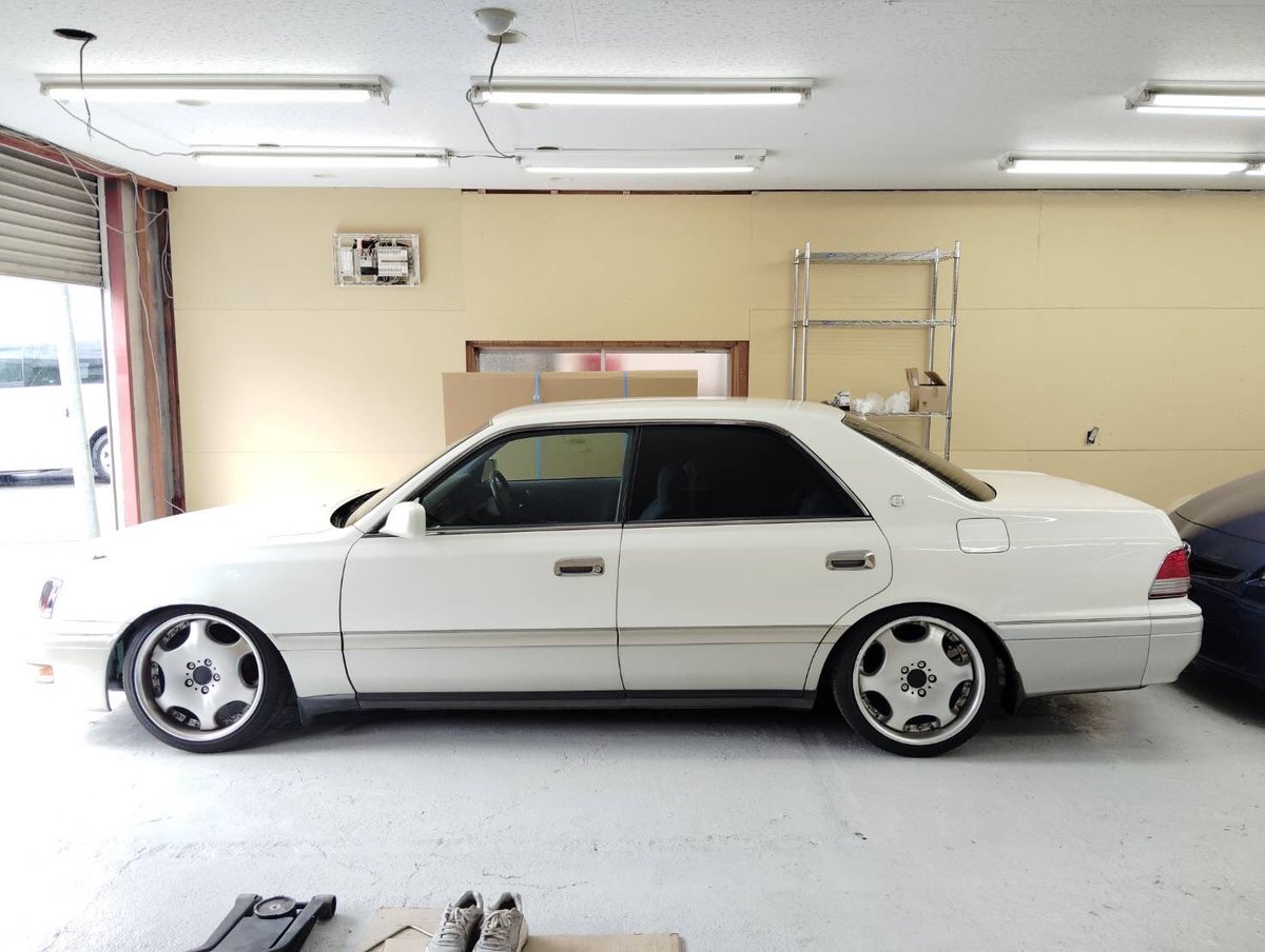 gv_y34's tweet photo. 15クラウン
車検今年の5/21まで
車高調　ホイール付き
不具合無くてめちゃくちゃ綺麗
45万円
他に気になることあれば連絡ください！ https://t.co/0u6kHwBYm6