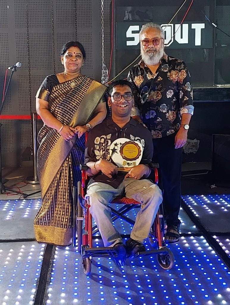 KumaranKumanan's tweet image. First award as a psychologist .
Google profile of  #KPoint 

 g.co/kgs/Sf4goEU

#Counselingpsychologist