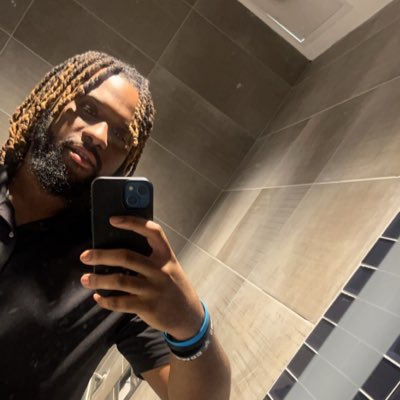 JulionThomas's tweet photo. #NewProfilePic https://t.co/5K3hJEnPon