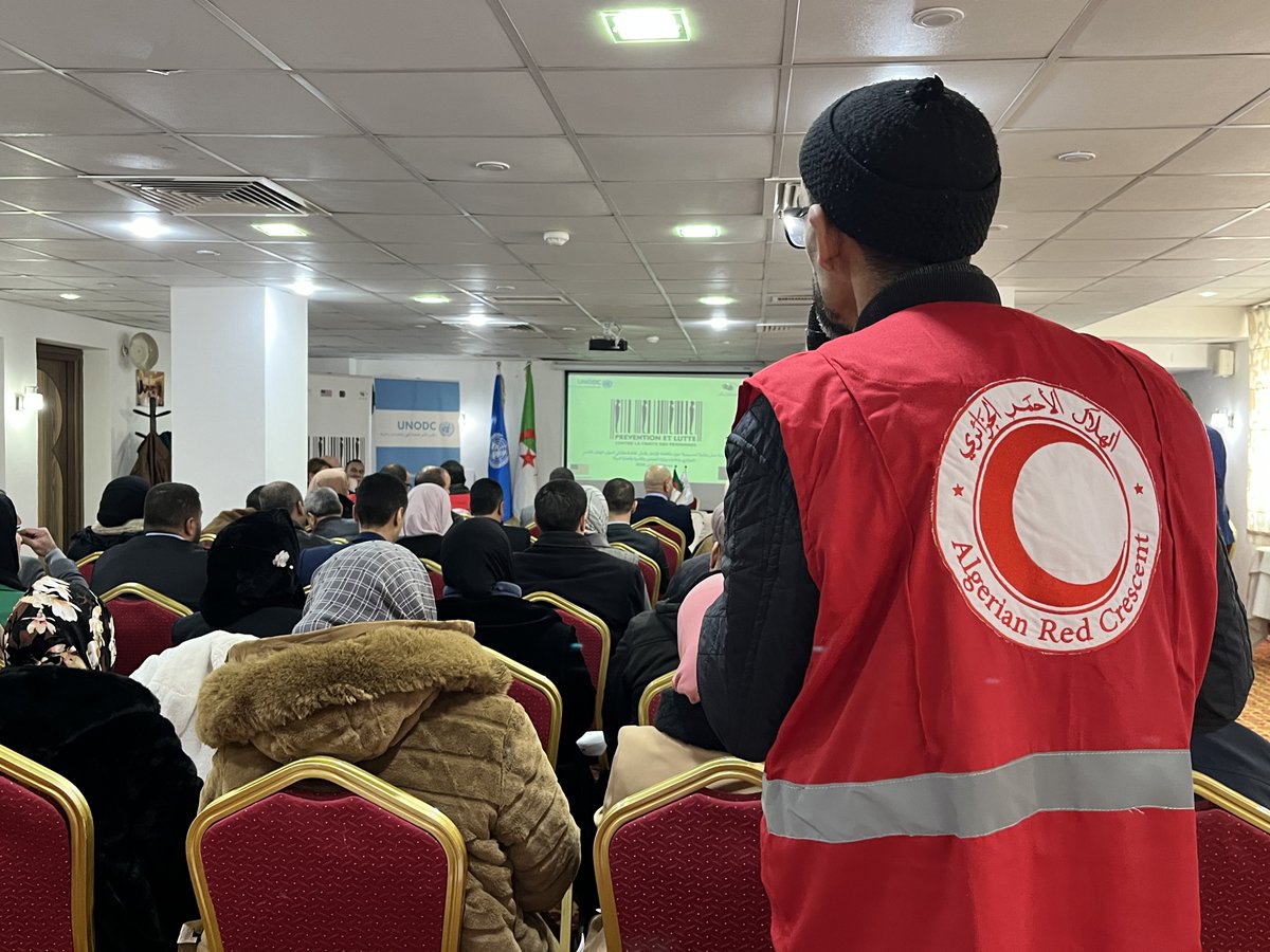 One🖐️ cannot clap.

Human trafficking is a complex crime that requires a multisectoral response. 🇩🇿&amp; <a href="/UNODC/">UN Office on Drugs & Crime</a> organized awareness activities to strengthen skills of key stakeholders. 
unodc.org/romena/en/Stor…
<a href="/UNALGERIA/">Nations Unies en Algérie</a>