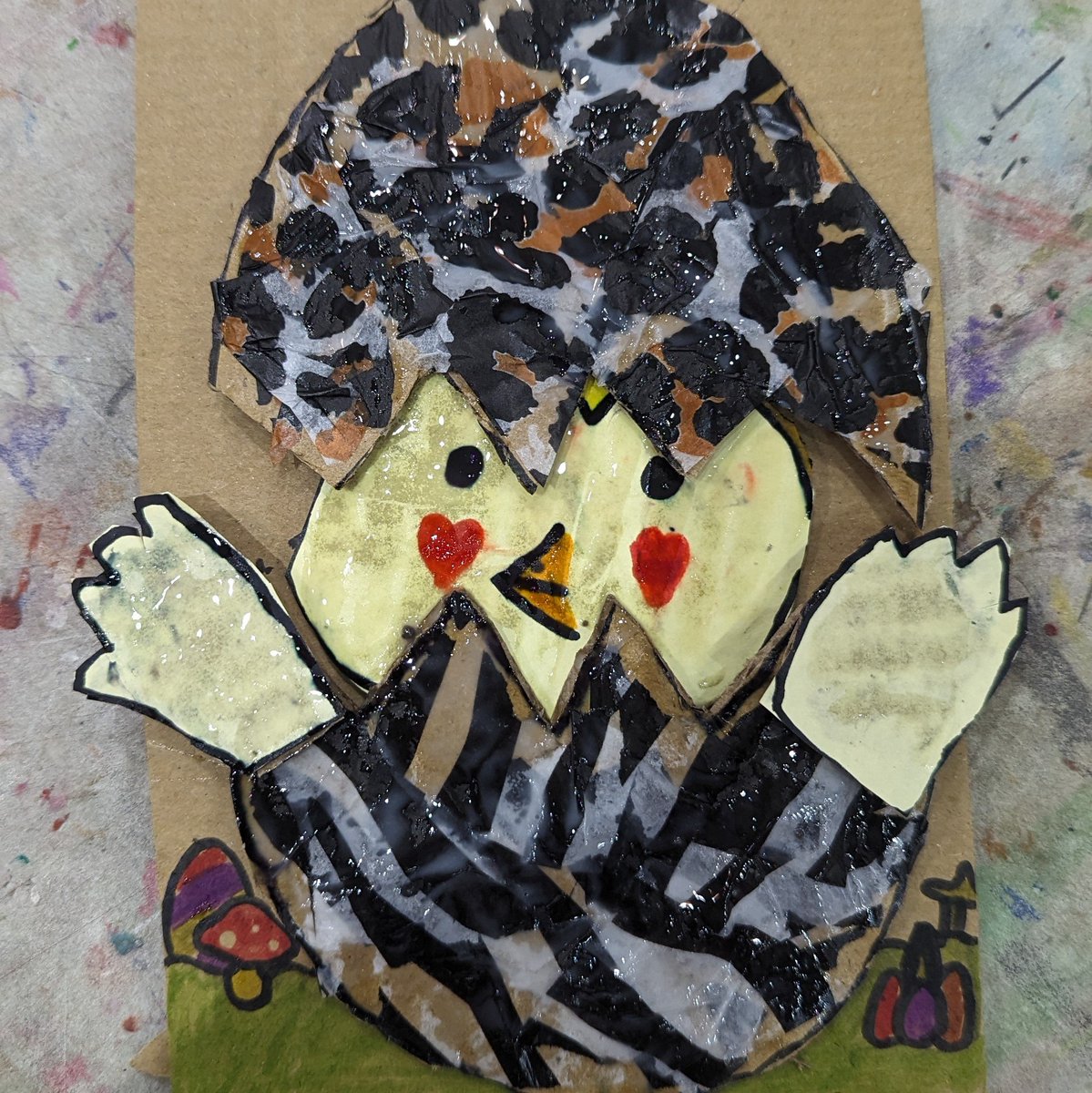OTcreativespace's tweet photo. Happy Easter from everyone at OT creative space!
This cute chic was made during our last 7-11s art slot. (Bookings for next term are currently open on our website!)
#happyeaster #easter2024 #OTcreativespace #oldtrafford #cutechic https://t.co/FnL8kb3xZI