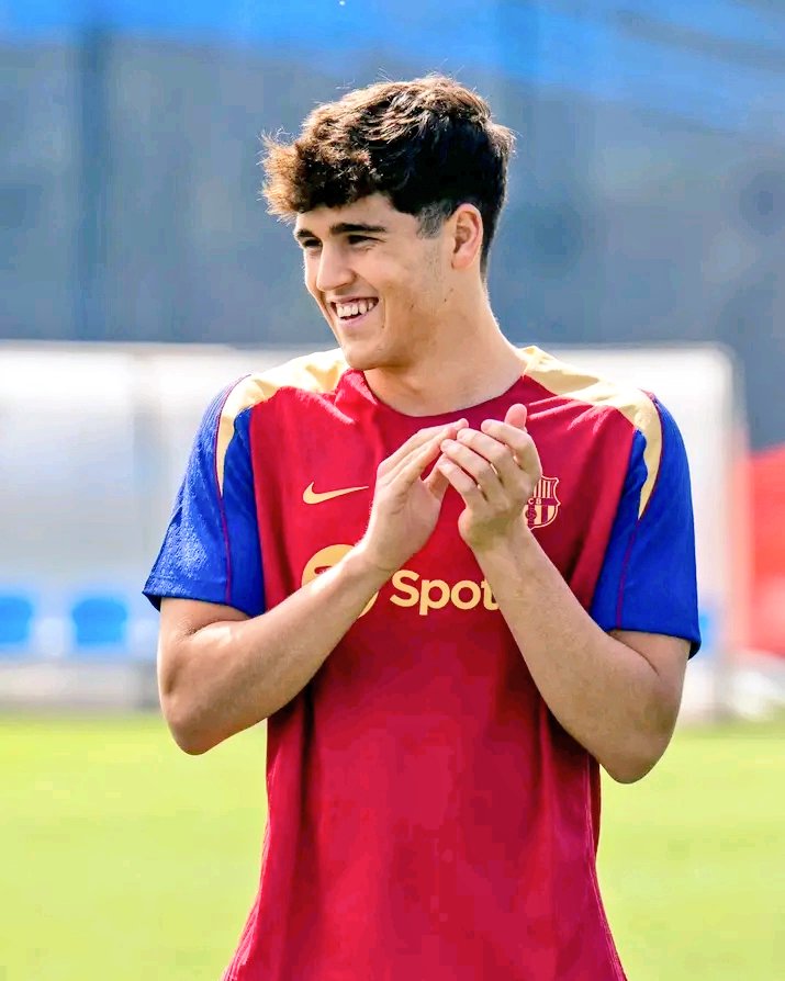 BappyRayhan8's tweet photo. The New La Masia Aka Barca Sensation Is Here...#Pau_Cubarsi_Paredes...Our Young Gem Of The Month Of March 2024.....What A Player He Is...La Masia Never Disappoint Us...#NewProspect.....#La_Masia_Gem....#La_Masia_Graduate...#Be_Barca...#Culer_Forever 😎😻🤩😘⚽👽🔴🔵💎💪!!!!!!!!!! https://t.co/6sRgjiarFH