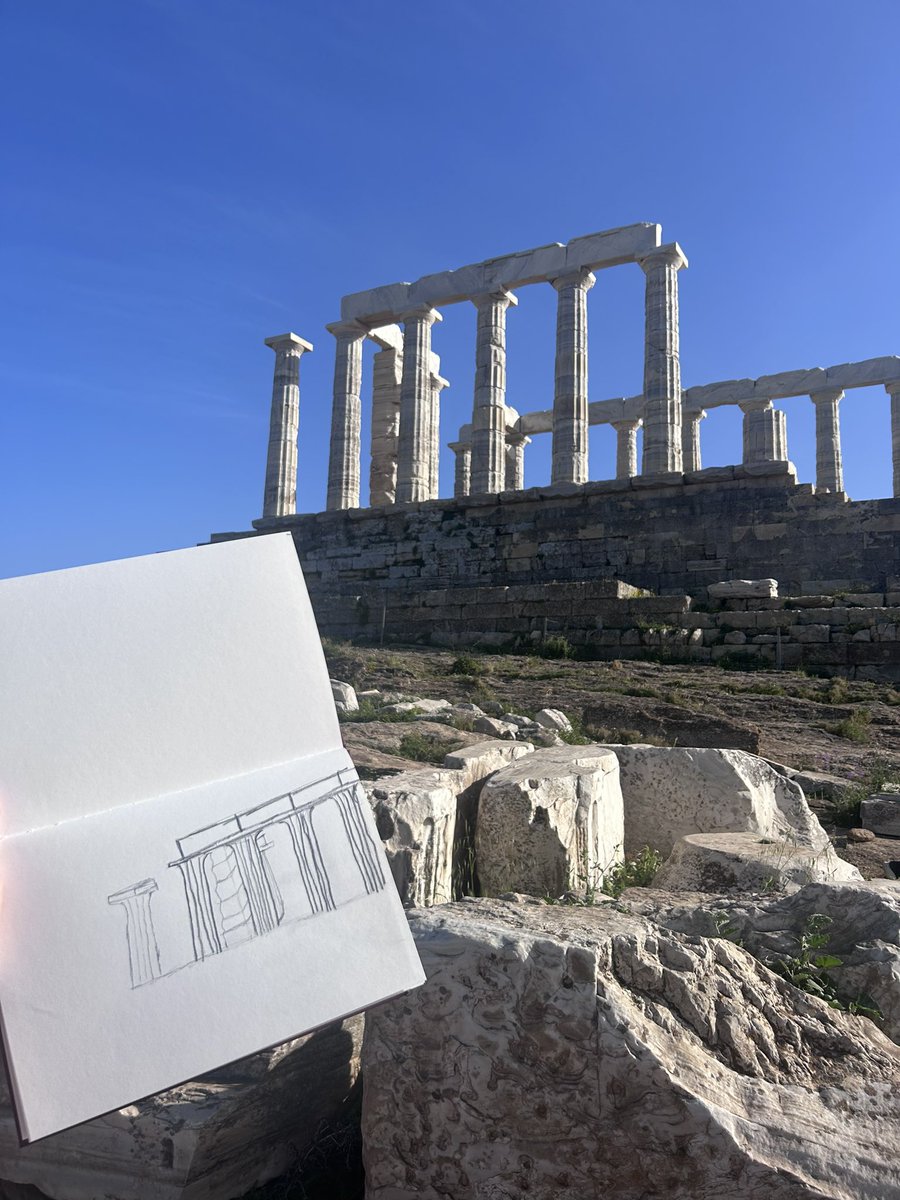 ClassicsMTS's tweet image. Sketching the Temple of Poseidon at Sounion! #MTSGreece2024