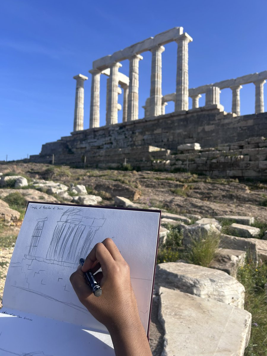 ClassicsMTS's tweet image. Sketching the Temple of Poseidon at Sounion! #MTSGreece2024