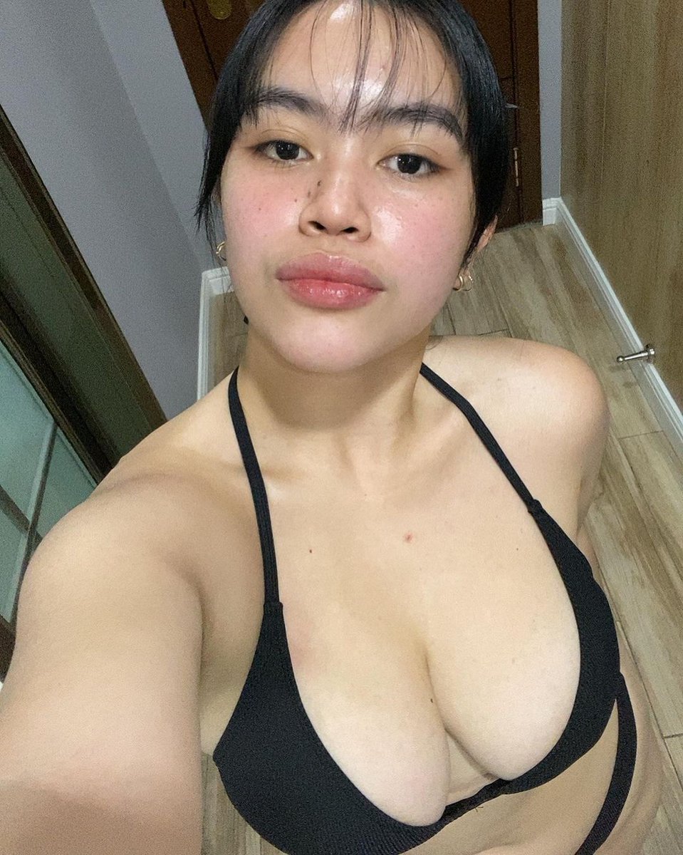 PinayGspot's tweet photo. Nichole ❤️ 
#pinay #pinaygspot https://t.co/Mk728LFuOt