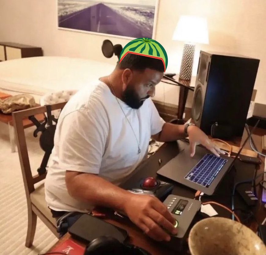 melon tweet media