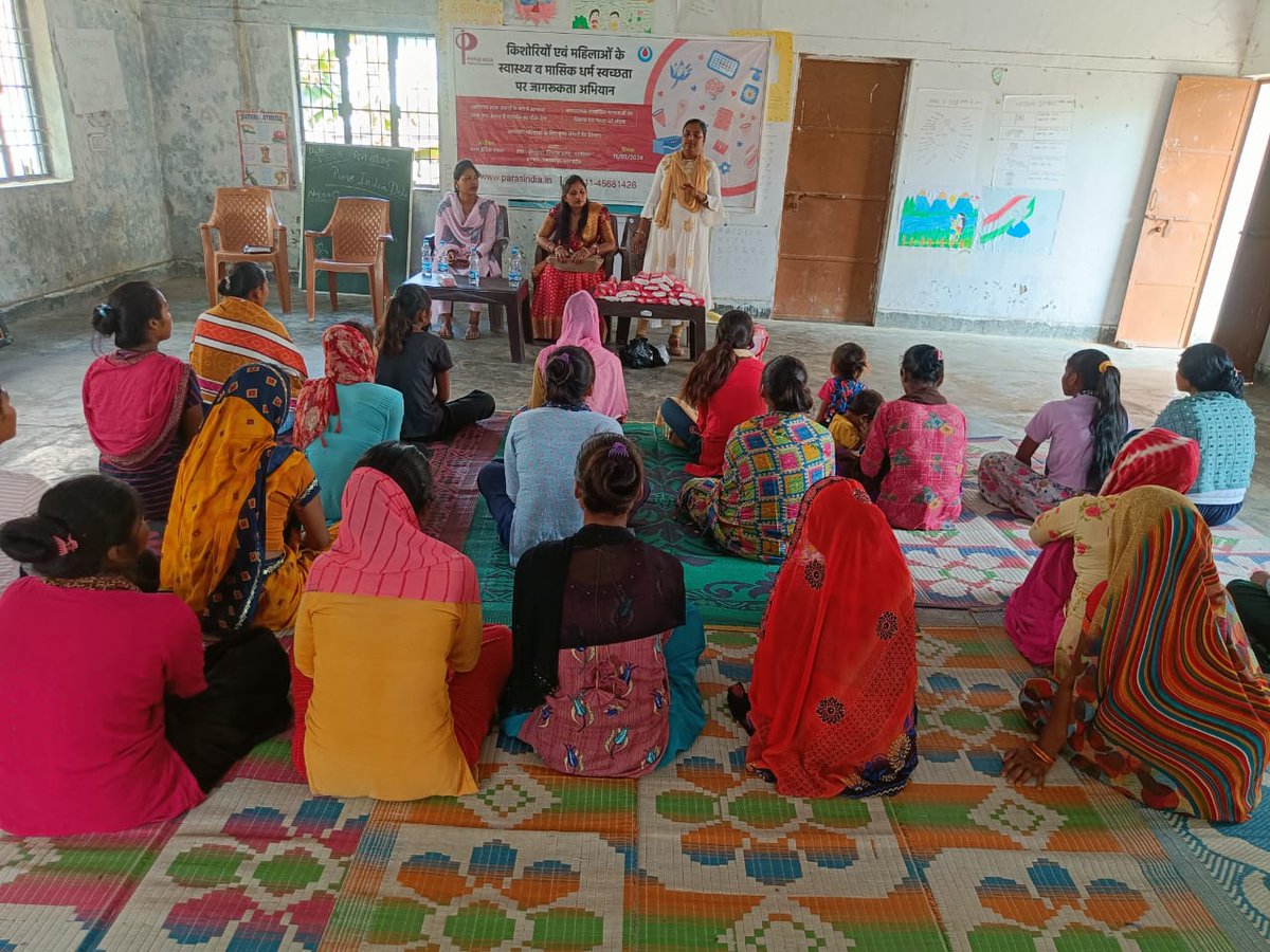 PARAS organized a one day awareness program on menstrual hygiene and the distribution of sanitary pads on March 31, 2024, among tharu tribals in Balrampur, UP under the aspirational district program. #nitiaayog #aspirationaldistrict #parasindiango #breakingtaboos #periodpositive