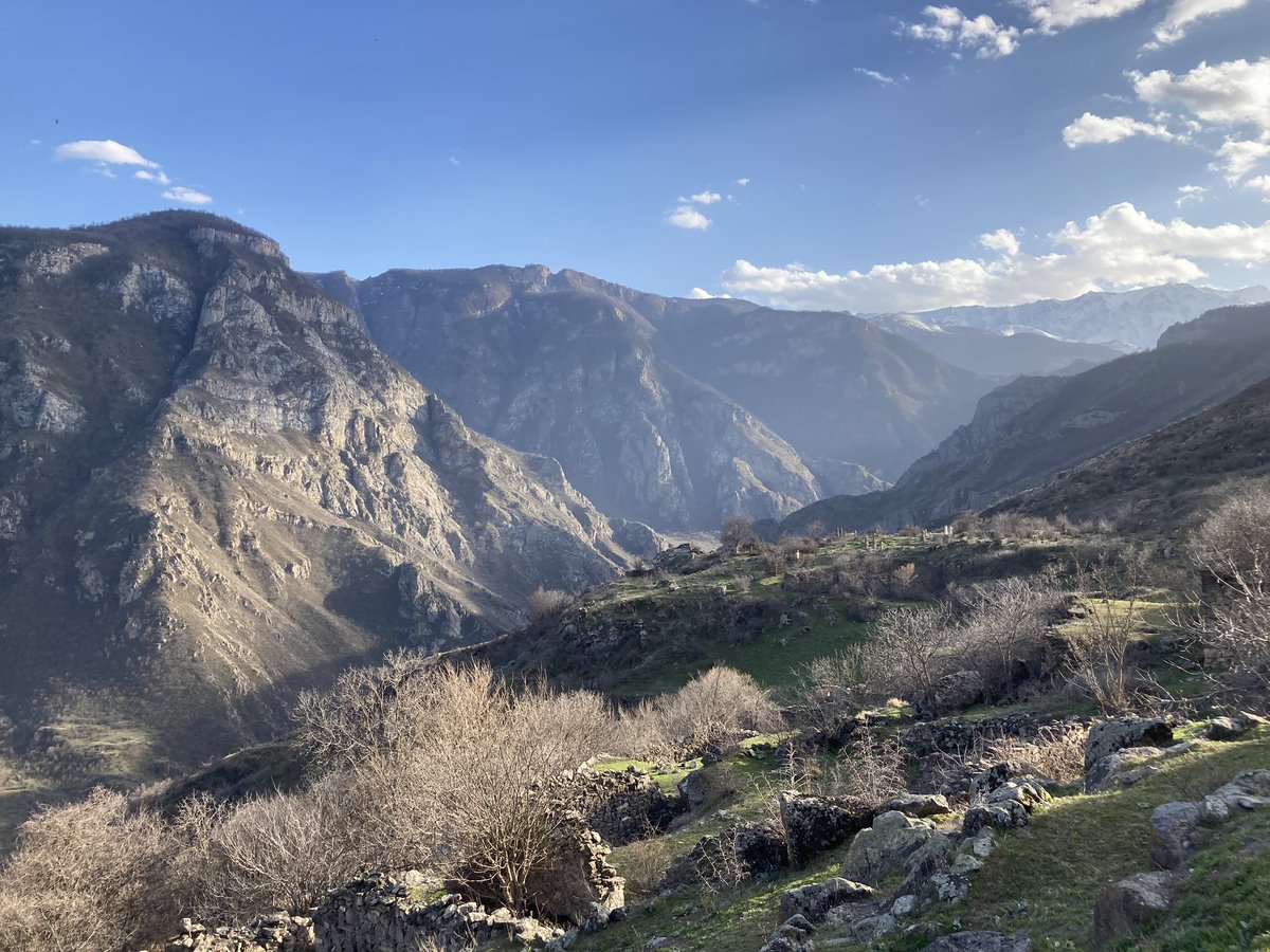 [Beautiful #Armenia 🇦🇲] #Easter long weekend in #Syunik #Սյունիք province, southern Armenia. Great landscape. Amazing nature 🌸🗻🌿. #Wanderlust on the Transcaucasian Trail. #Tatev #Տաթեվ 🙏 @hike_armenia