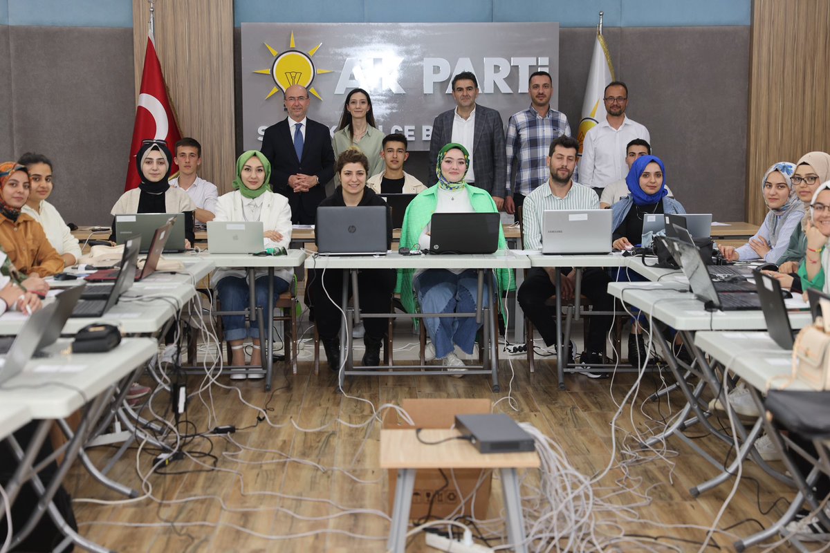 Sonuç Alım Sistemi (SAS) ekibimizle hazırız. 

Rabbim hayırlı sonuçlar almayı nasip etsin.

📌 AK Parti Selçuklu İlçe Başkanlığı